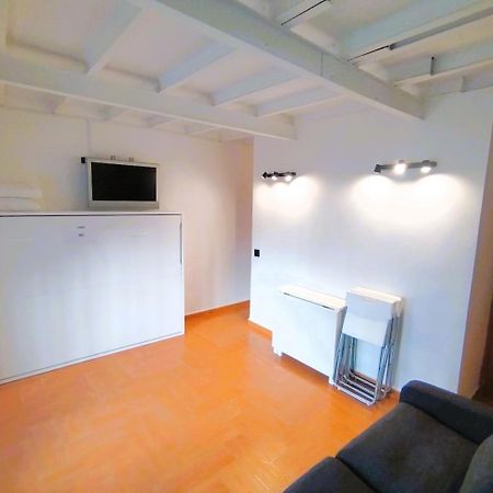 Puerta Del Sol - Apartamento Para 4 Мадрид Экстерьер фото