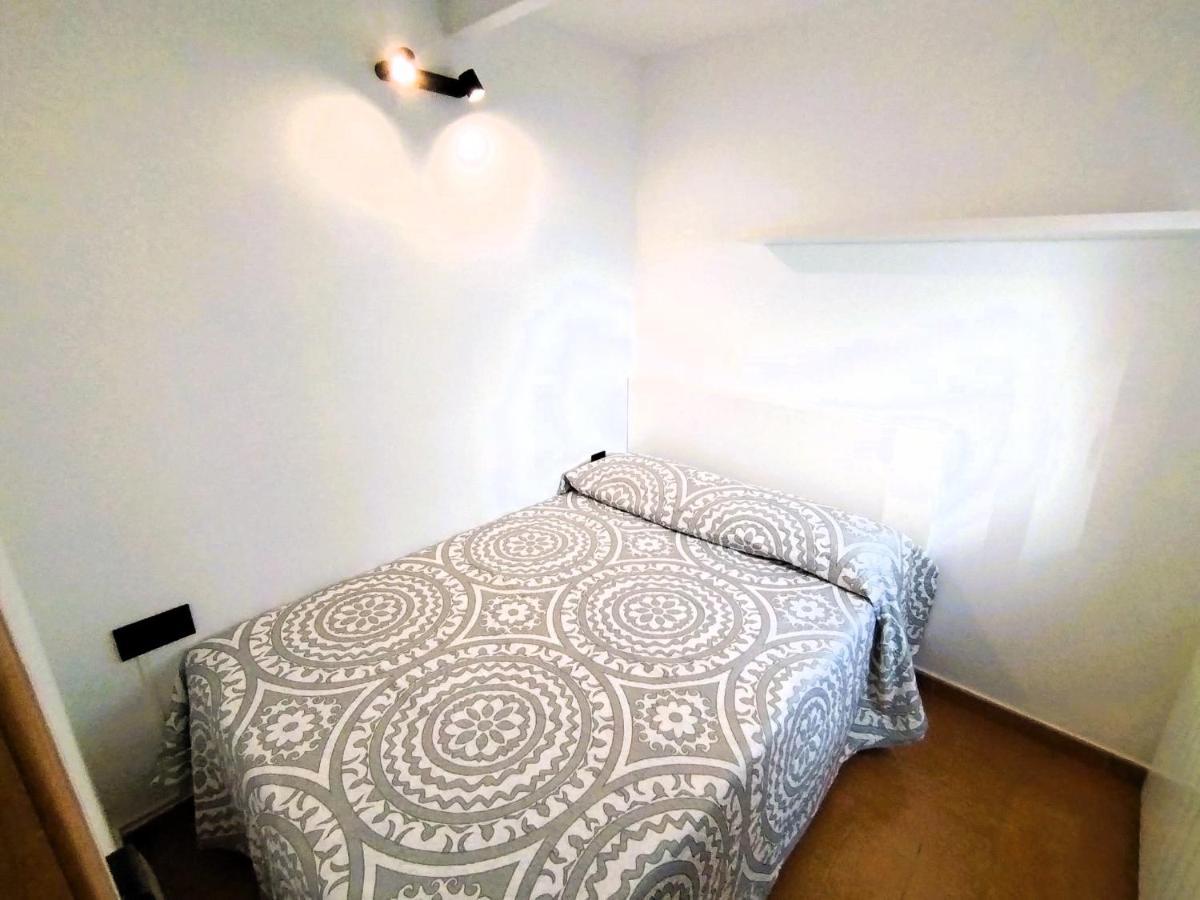 Puerta Del Sol - Apartamento Para 4 Мадрид Экстерьер фото